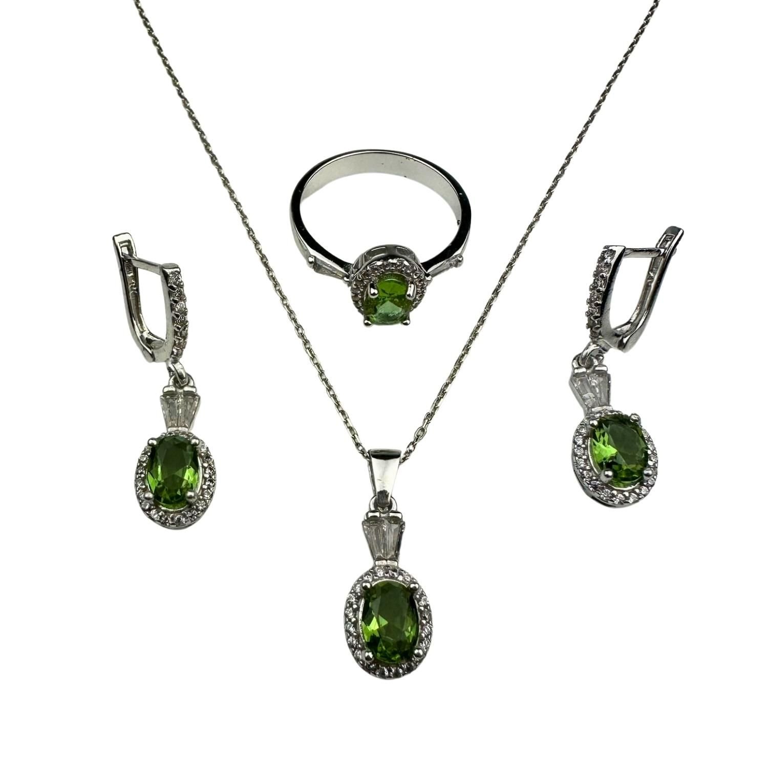 925 Ayar Gümüş Oval Anturajlı Zultanit Set