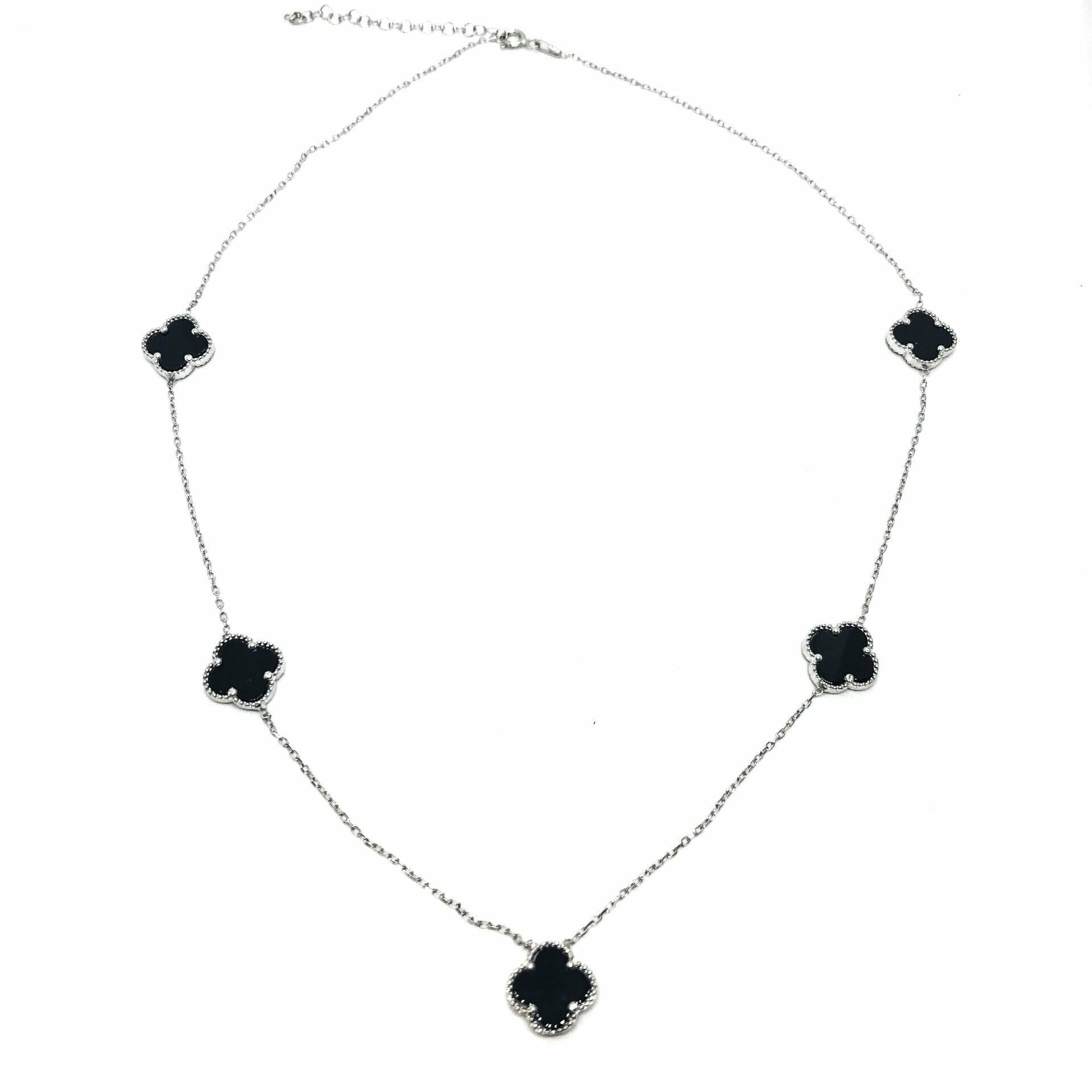 925 Ayar Gümüş Black Onnx Taşlı Yoncalı Kolye